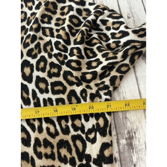 Chico's Animal Print Pullover Top Three Buttons on Sleeve Tan and Black Large - Picture 10 of 11